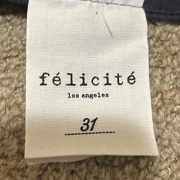 Felicite Women's 31 Step Hem Skinny Jeans Dark Blue Distressed Fringe New - Picture 12 of 13